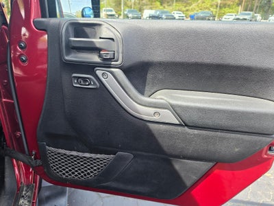 2012 Jeep Wrangler Unlimited Sahara