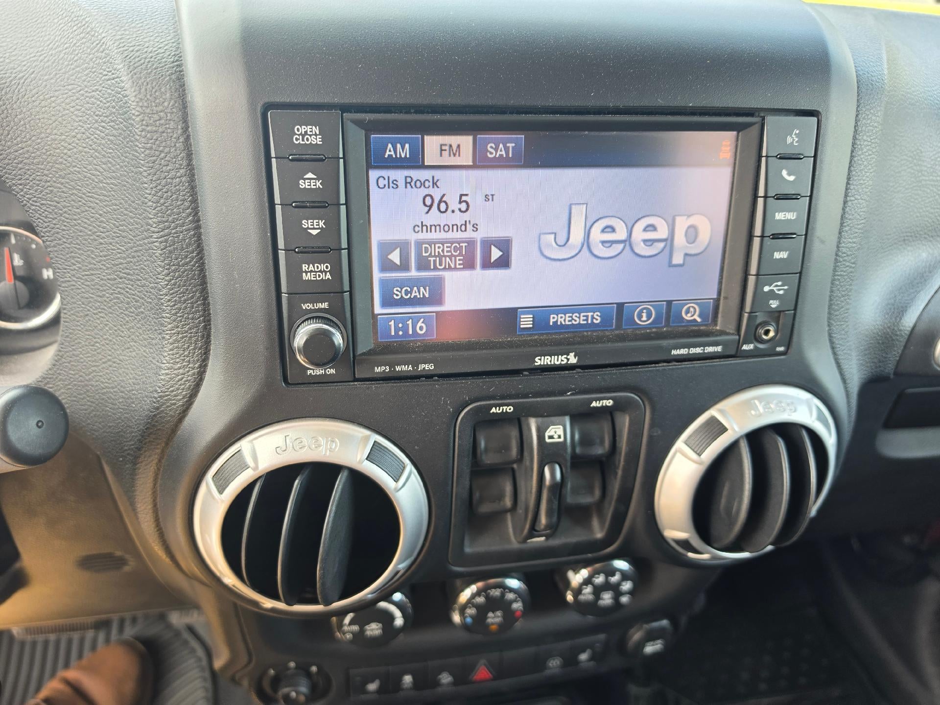 2012 Jeep Wrangler Unlimited Sahara