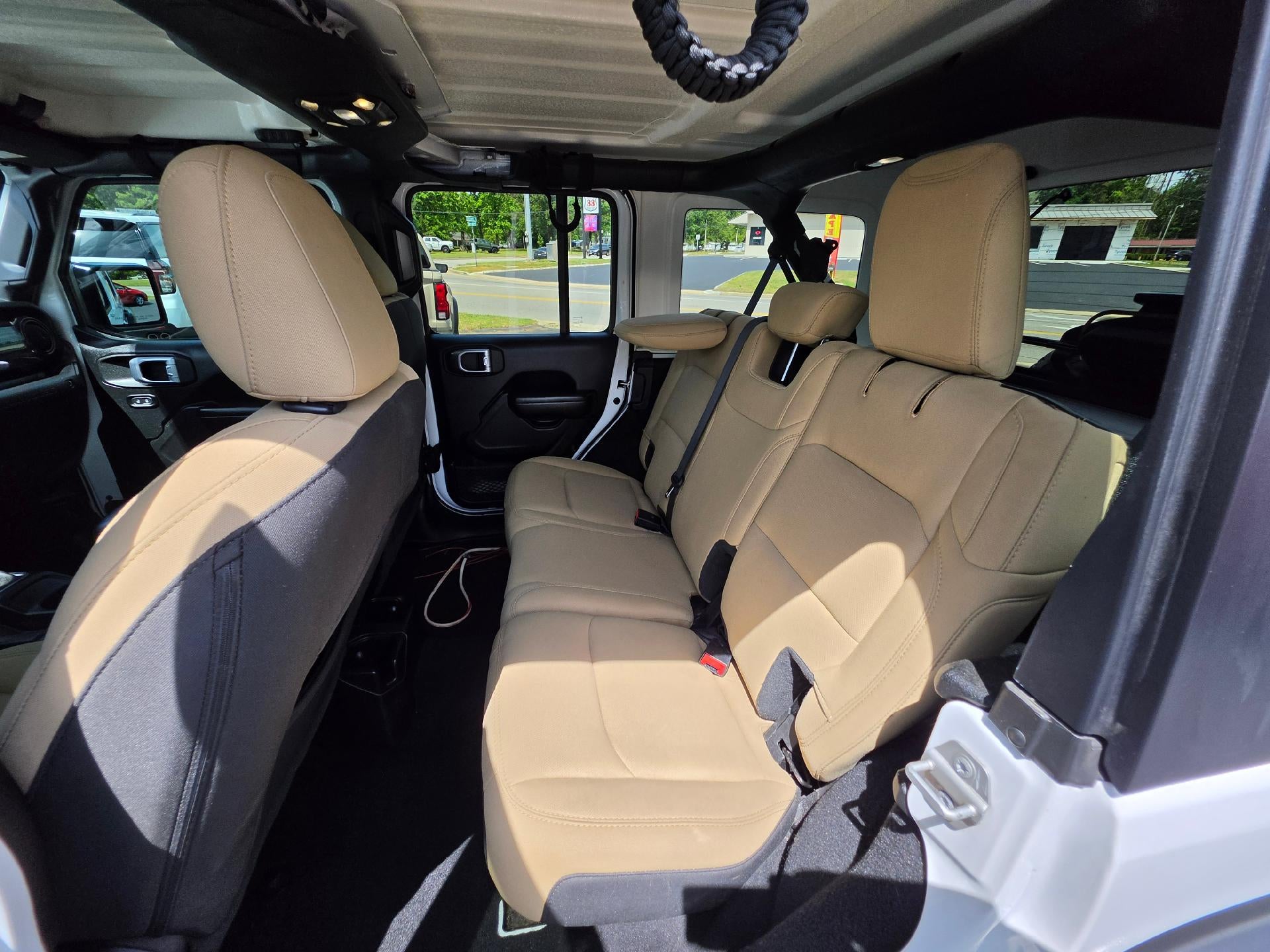 2020 Jeep Wrangler Unlimited Black and Tan