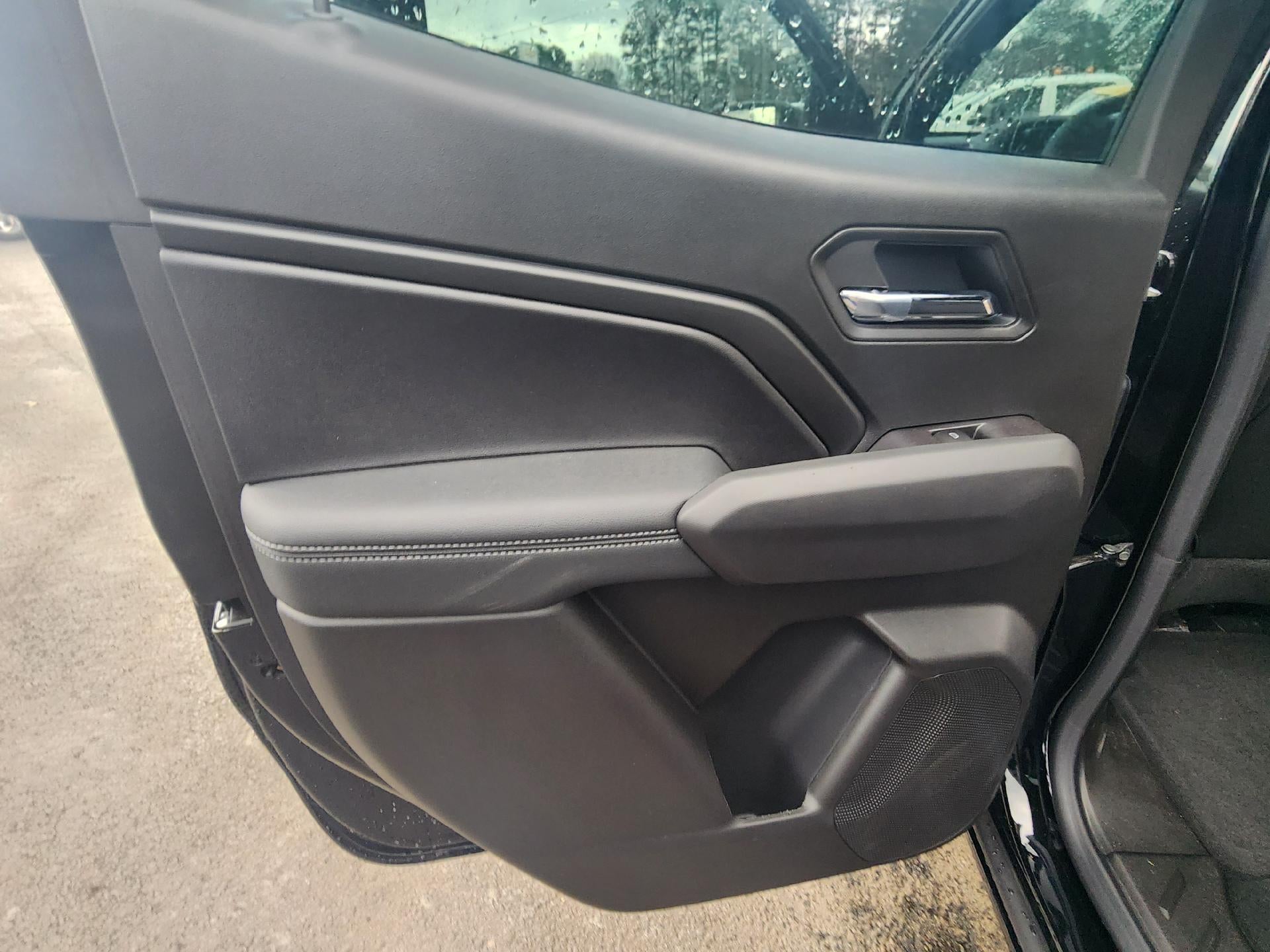 2025 Chevrolet Colorado WT/LT