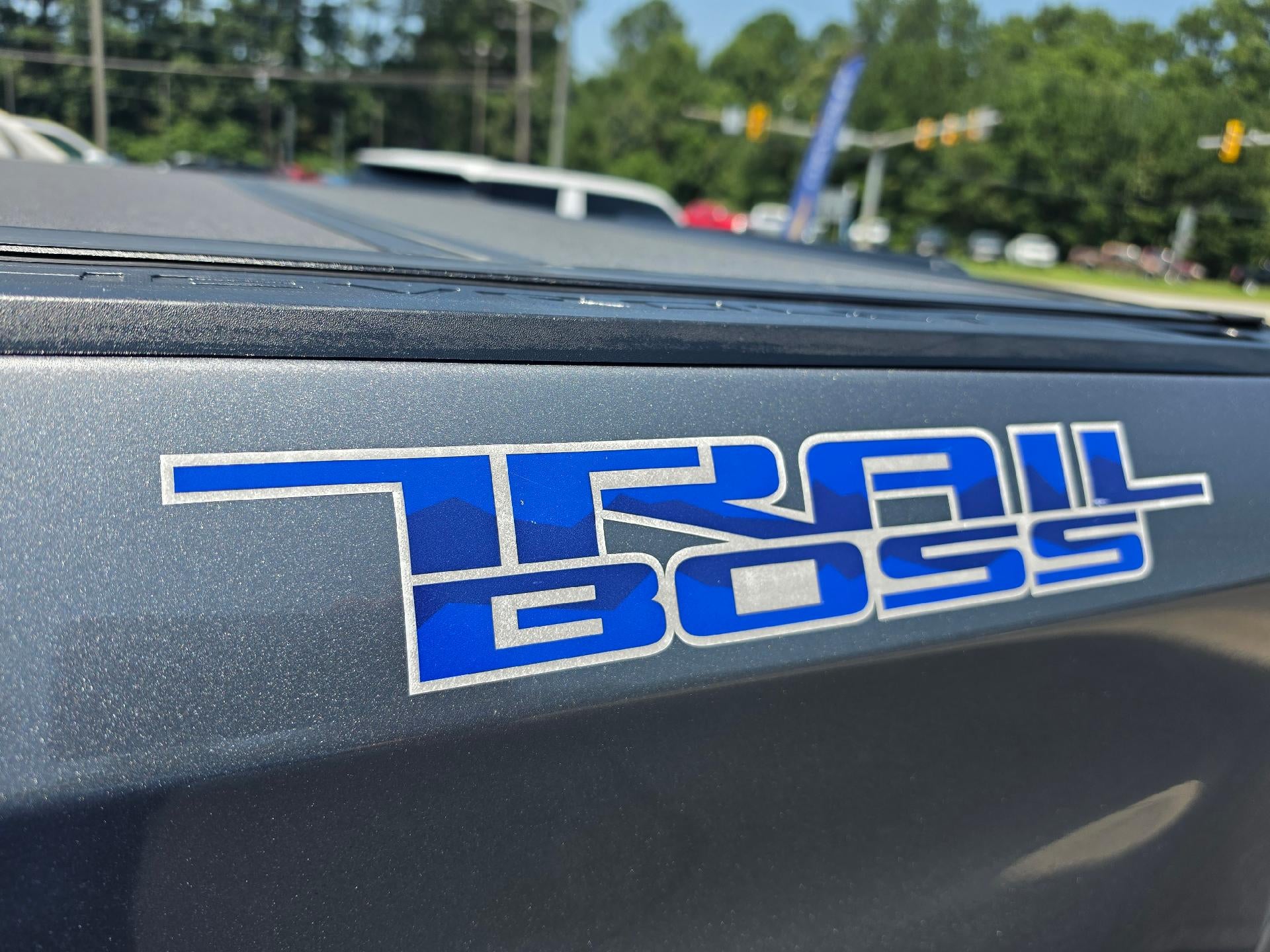 2020 Chevrolet Silverado 1500 Custom Trail Boss
