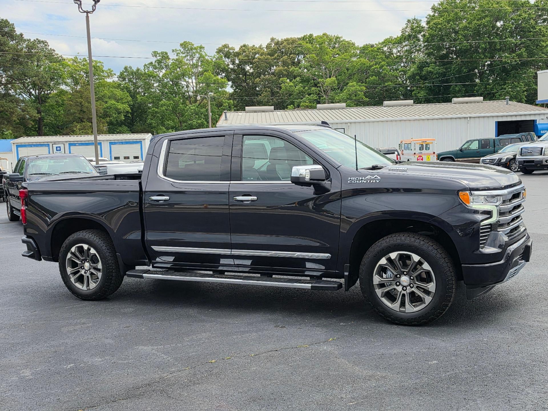 2023 Chevrolet Silverado 1500 High Country