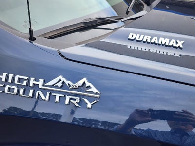 2022 Chevrolet Silverado 1500 LTD High Country