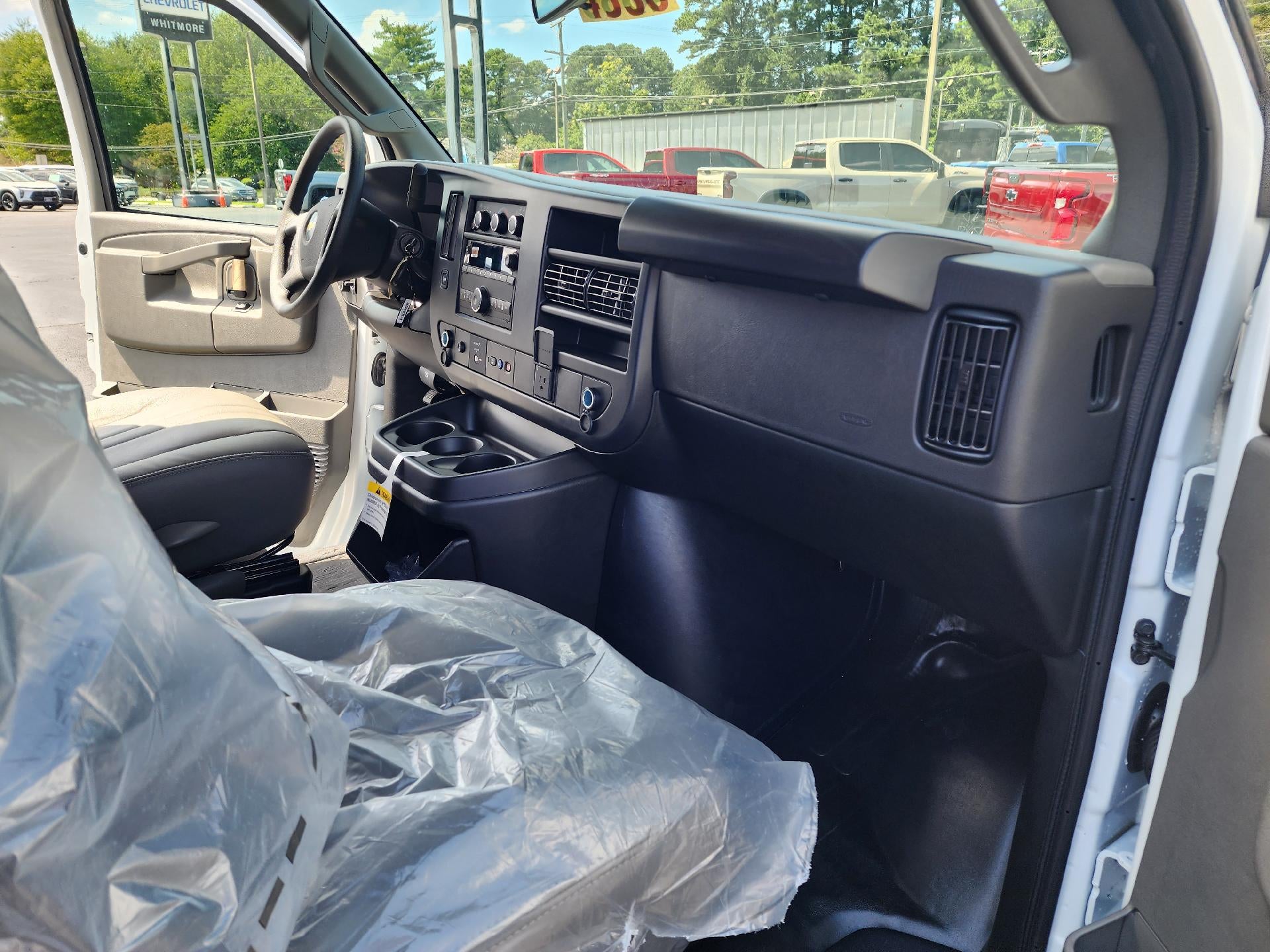 2025 Chevrolet Express Cargo 2500 Base