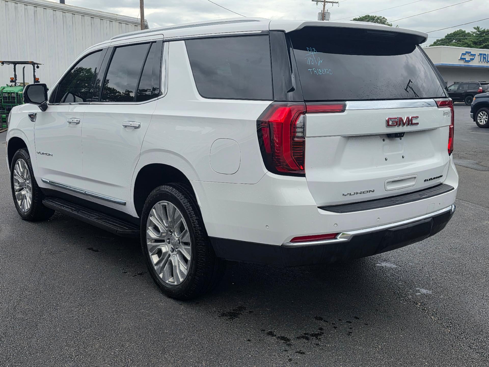 2026 GMC Yukon Elevation
