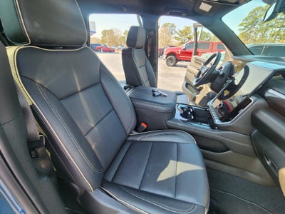 2025 GMC Yukon Elevation