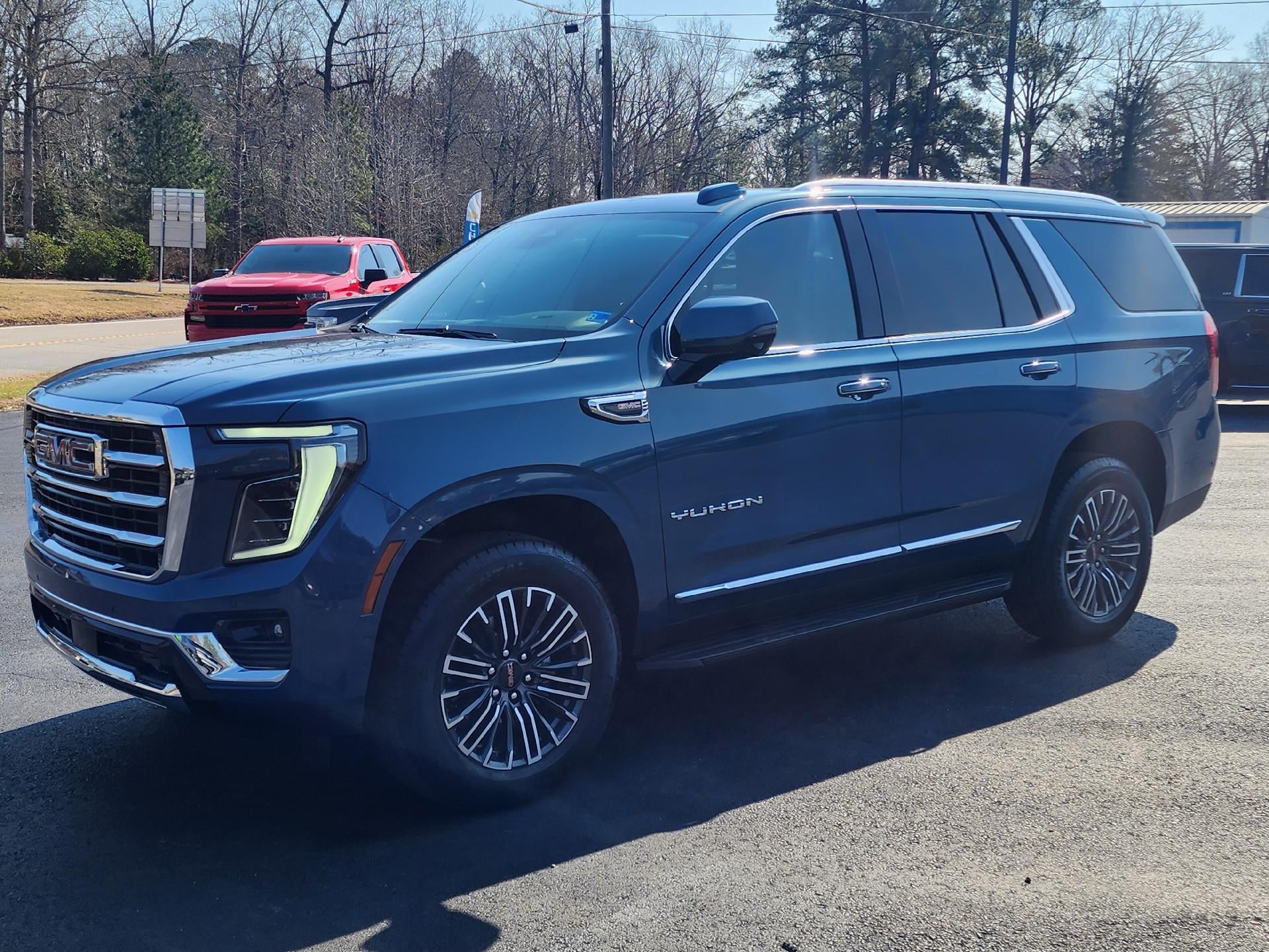 2025 GMC Yukon Elevation