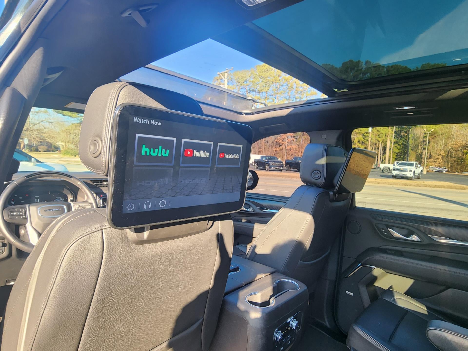 2024 GMC Yukon XL Denali