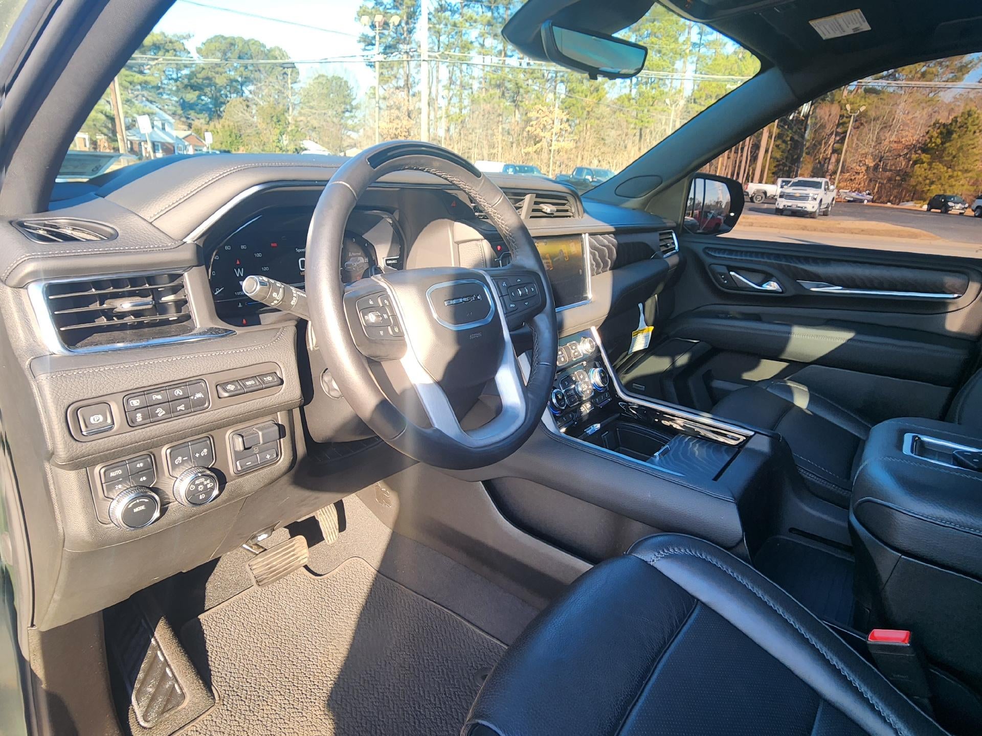 2024 GMC Yukon XL Denali