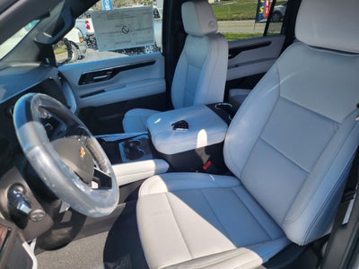 2025 Chevrolet Suburban Premier