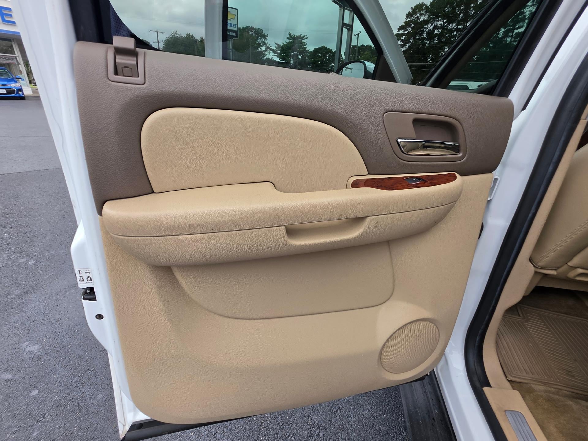 2014 Chevrolet Suburban LTZ