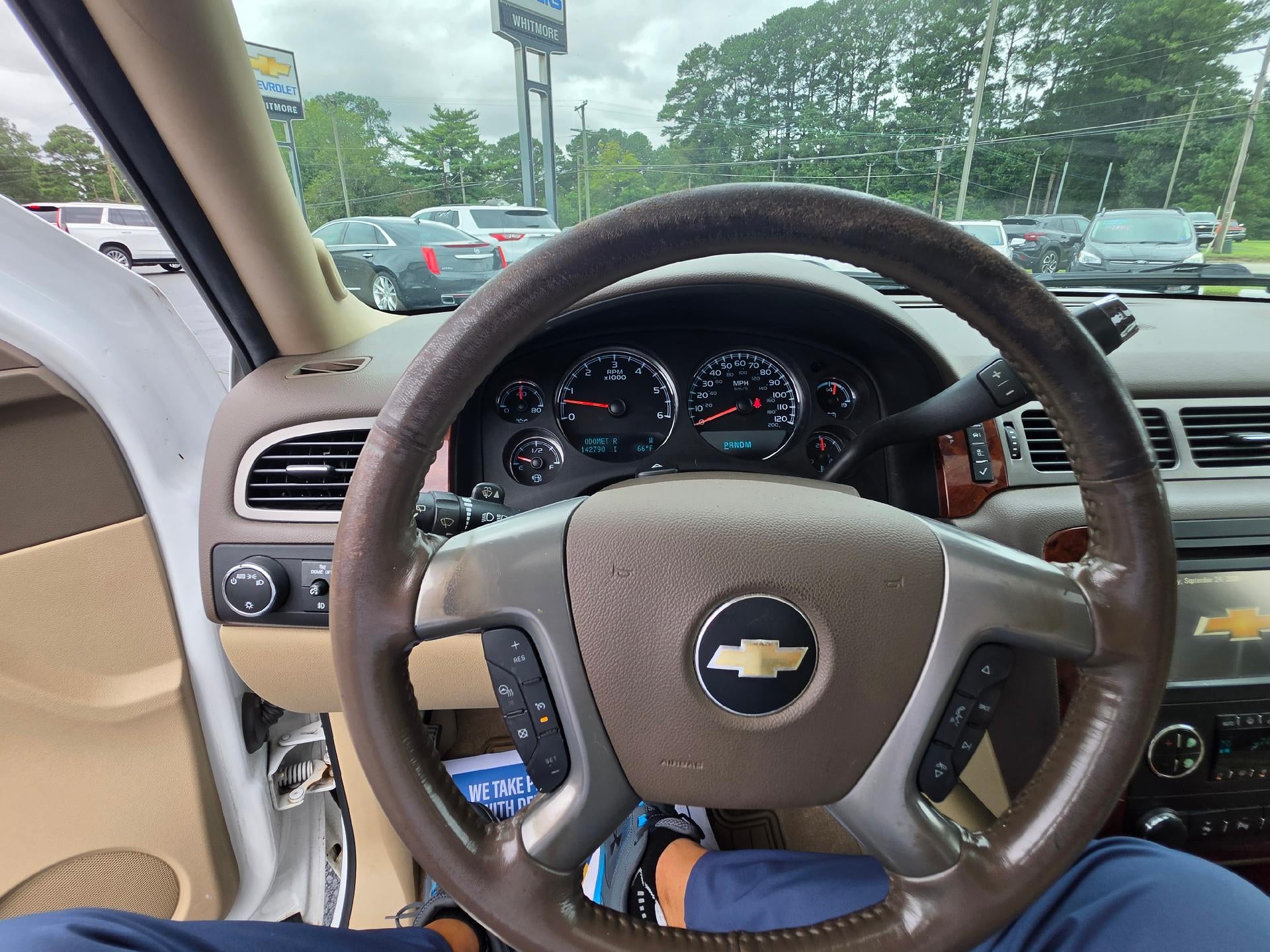 2014 Chevrolet Suburban LTZ