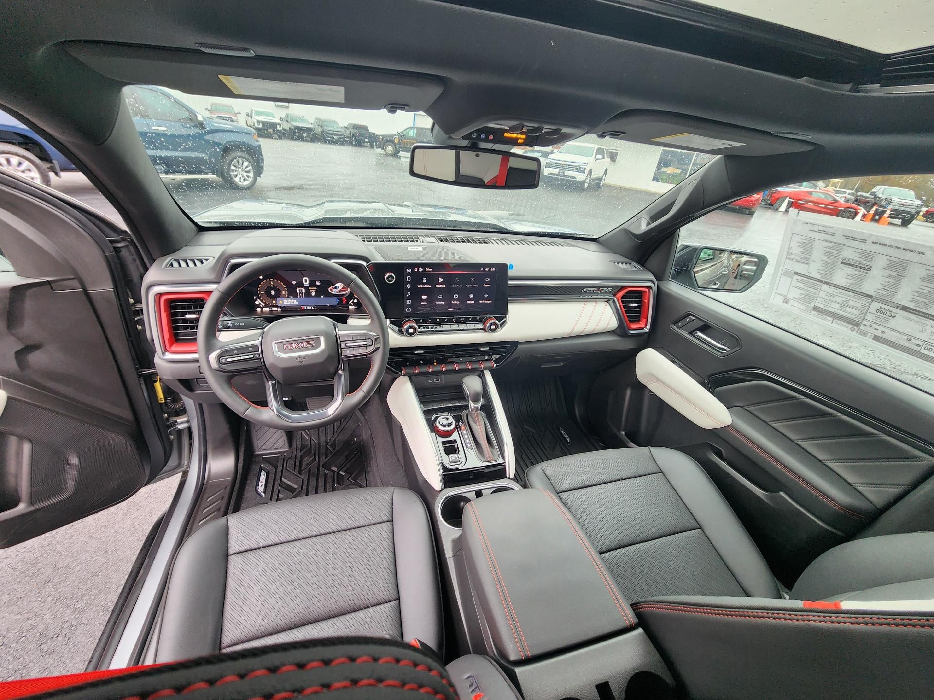 2025 GMC Canyon AT4