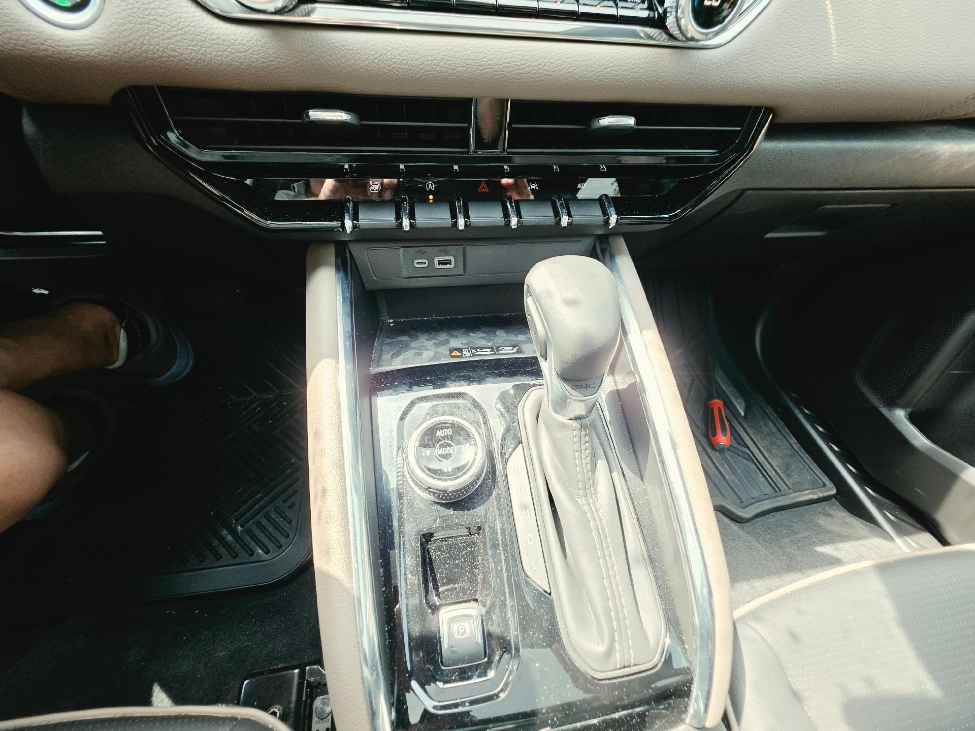 2024 GMC Canyon Denali