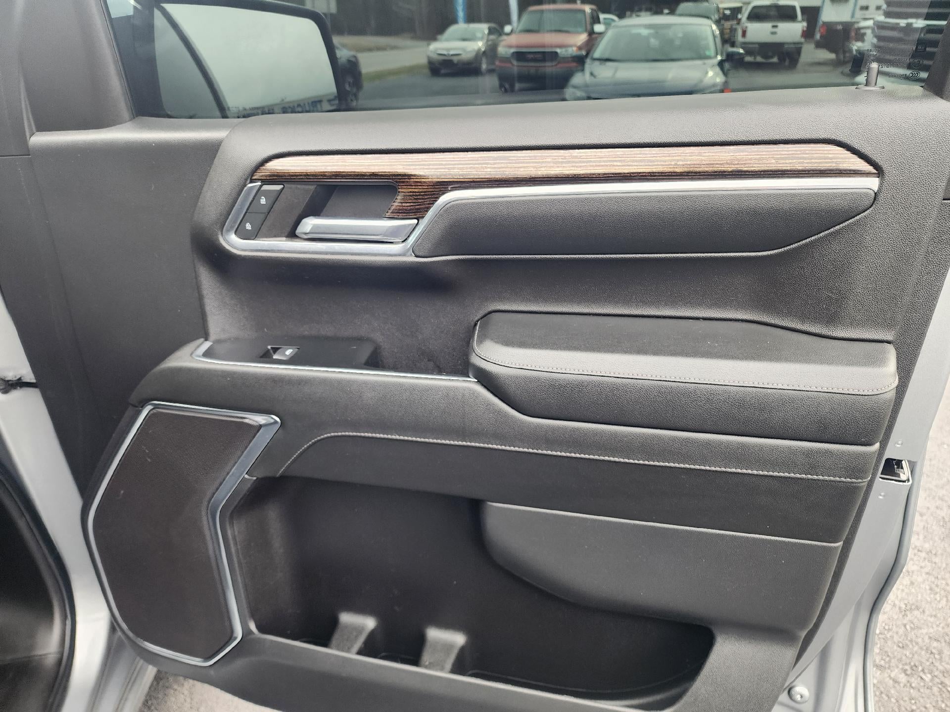 2023 GMC Sierra 1500 SLE