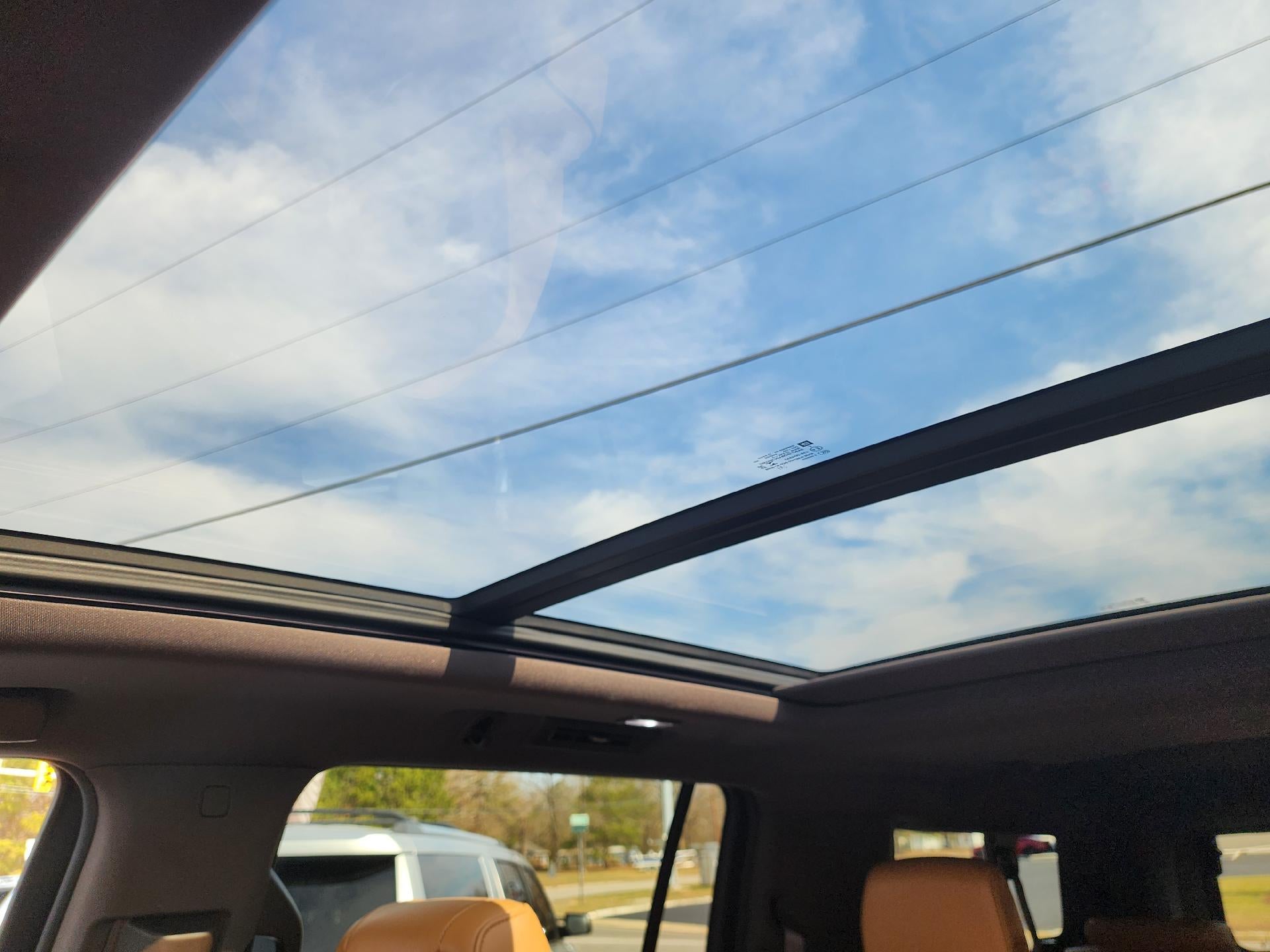 2022 Cadillac Escalade ESV Premium Luxury