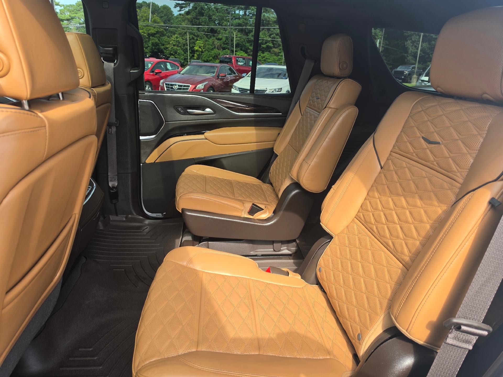 2022 Cadillac Escalade Premium Luxury
