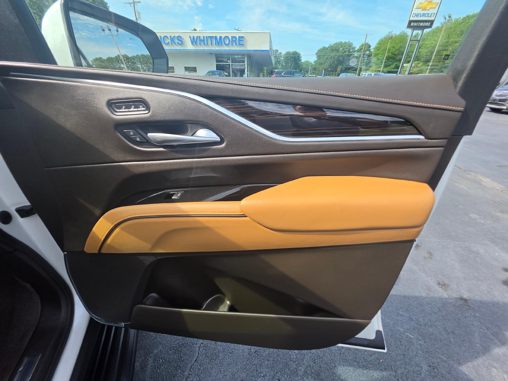 2022 Cadillac Escalade Premium Luxury