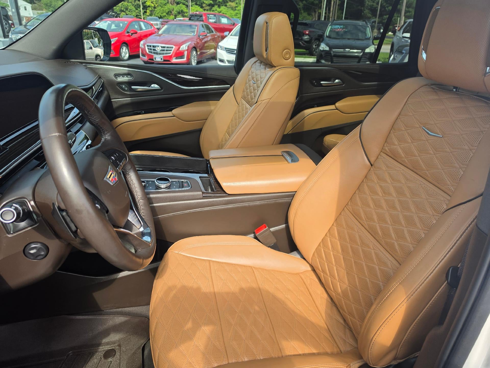 2022 Cadillac Escalade Premium Luxury