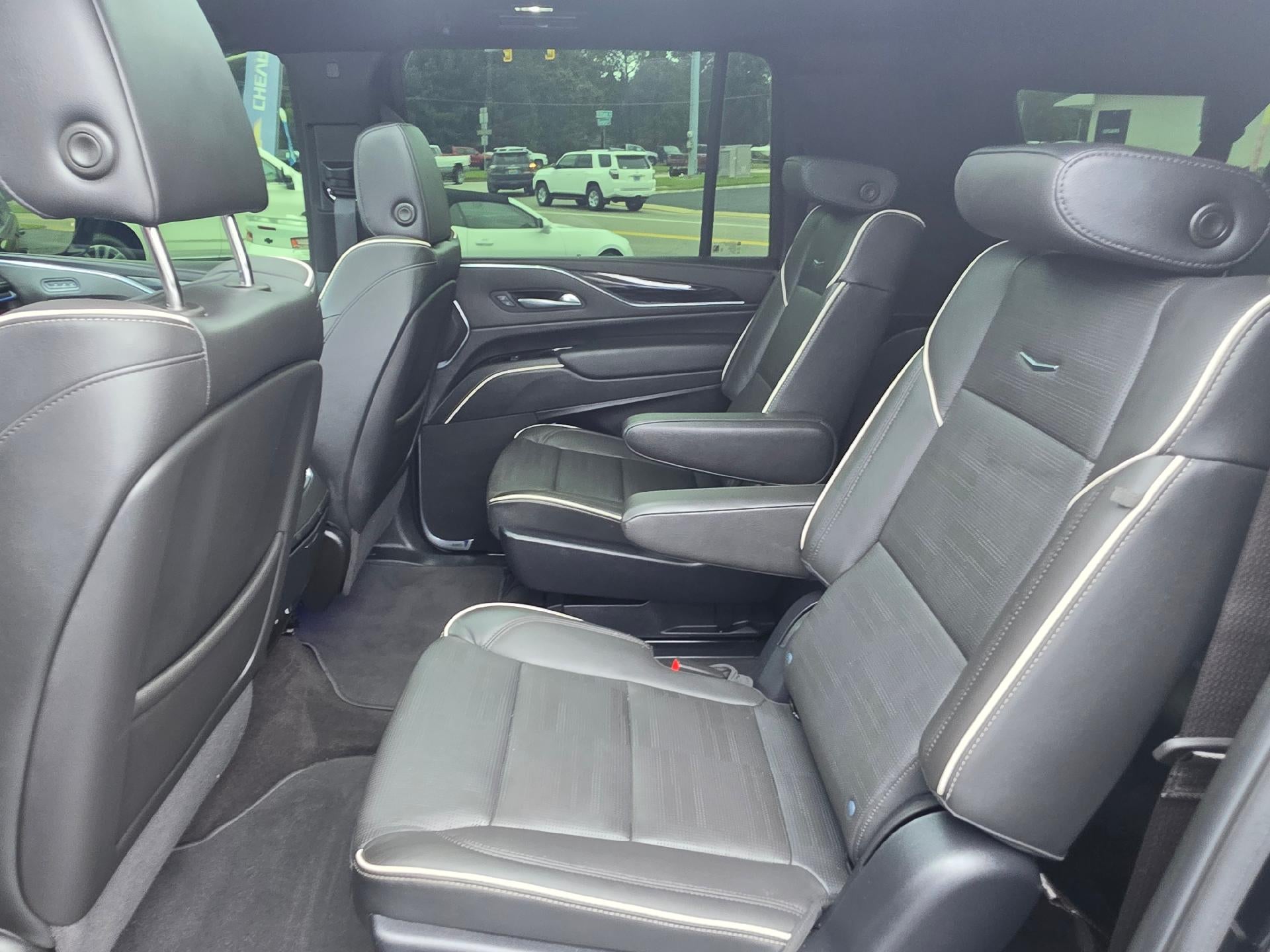 2024 Cadillac Escalade ESV Sport