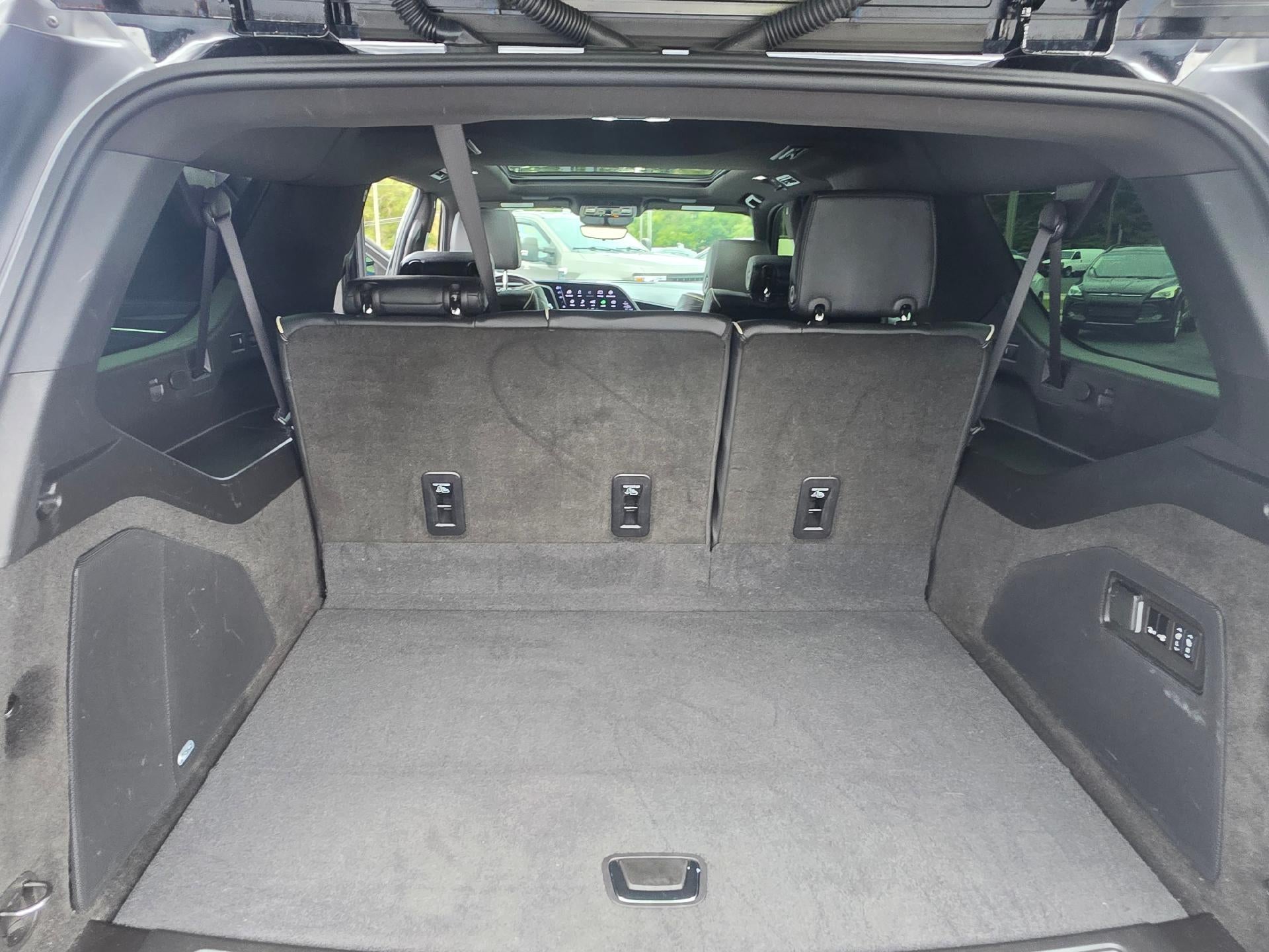 2024 Cadillac Escalade ESV Sport