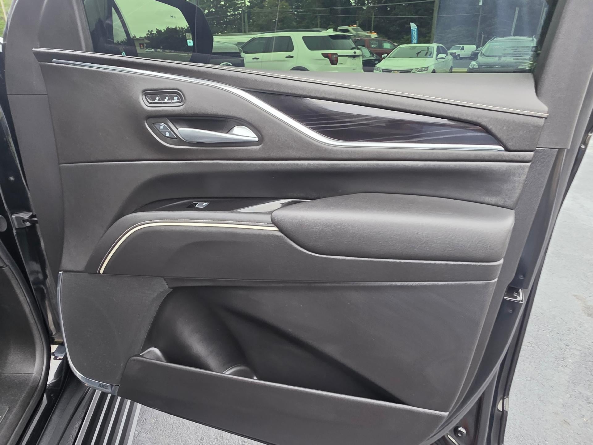 2024 Cadillac Escalade ESV Sport