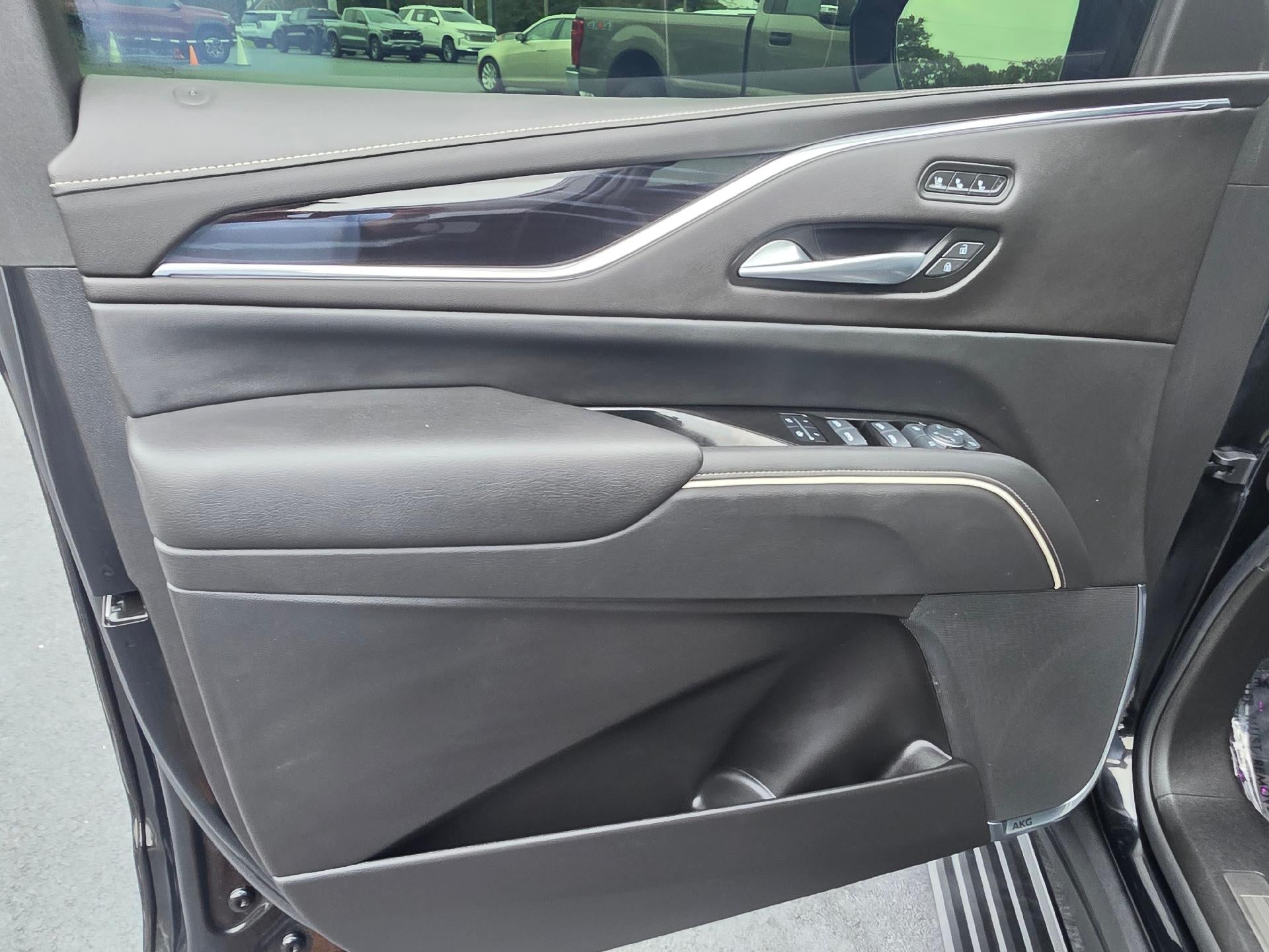 2024 Cadillac Escalade ESV Sport