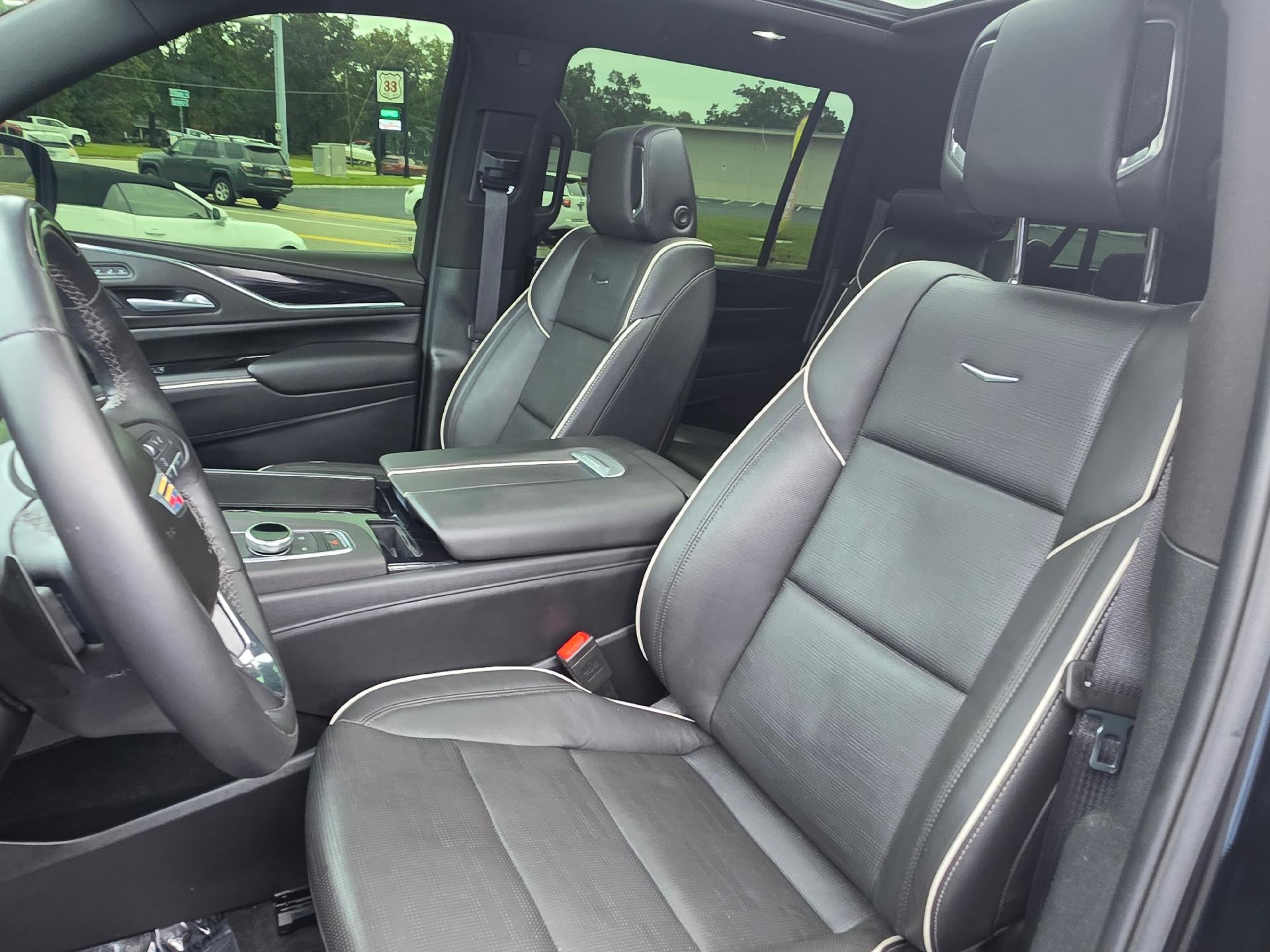 2024 Cadillac Escalade ESV Sport