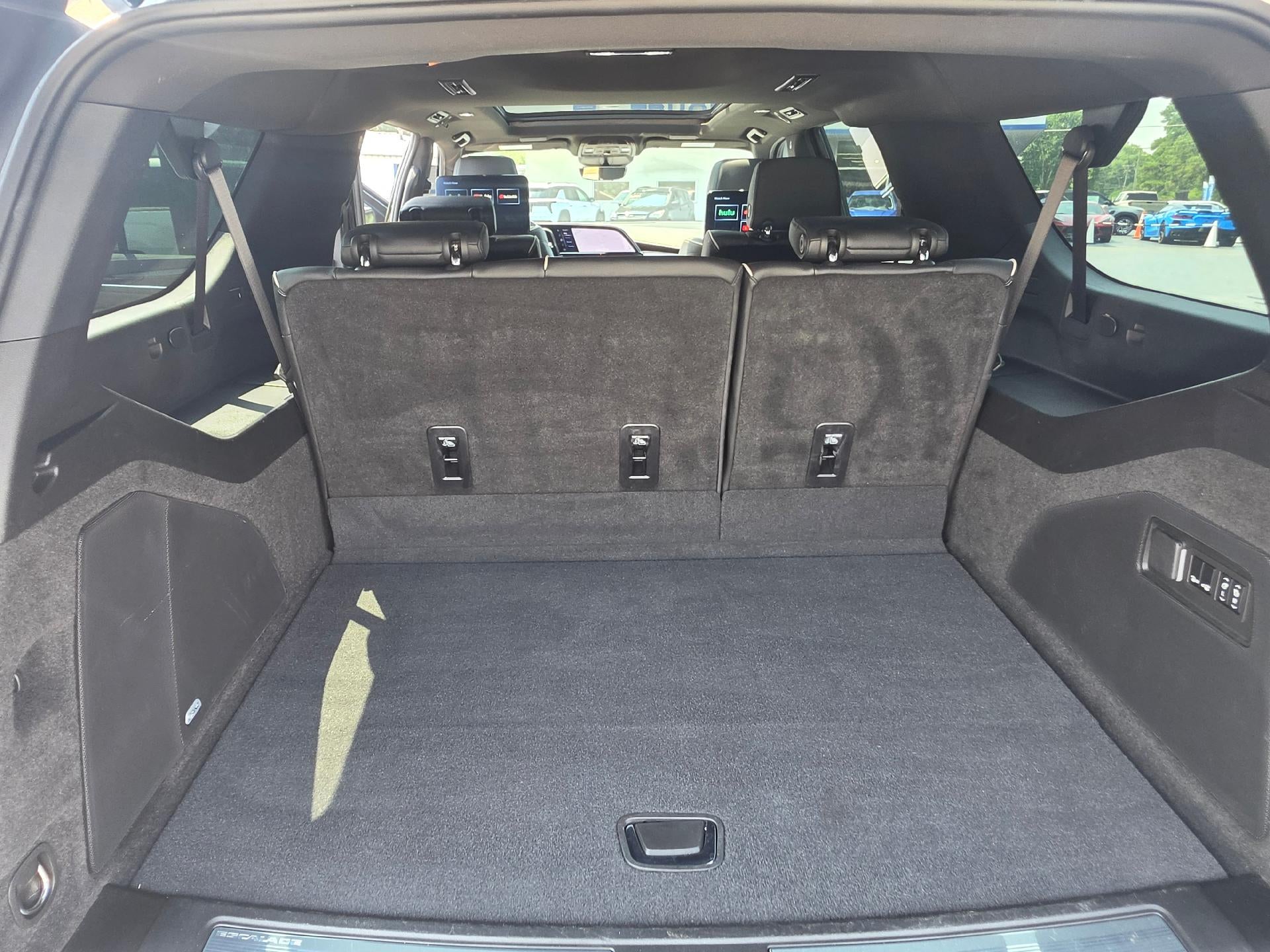 2024 Cadillac Escalade ESV Sport