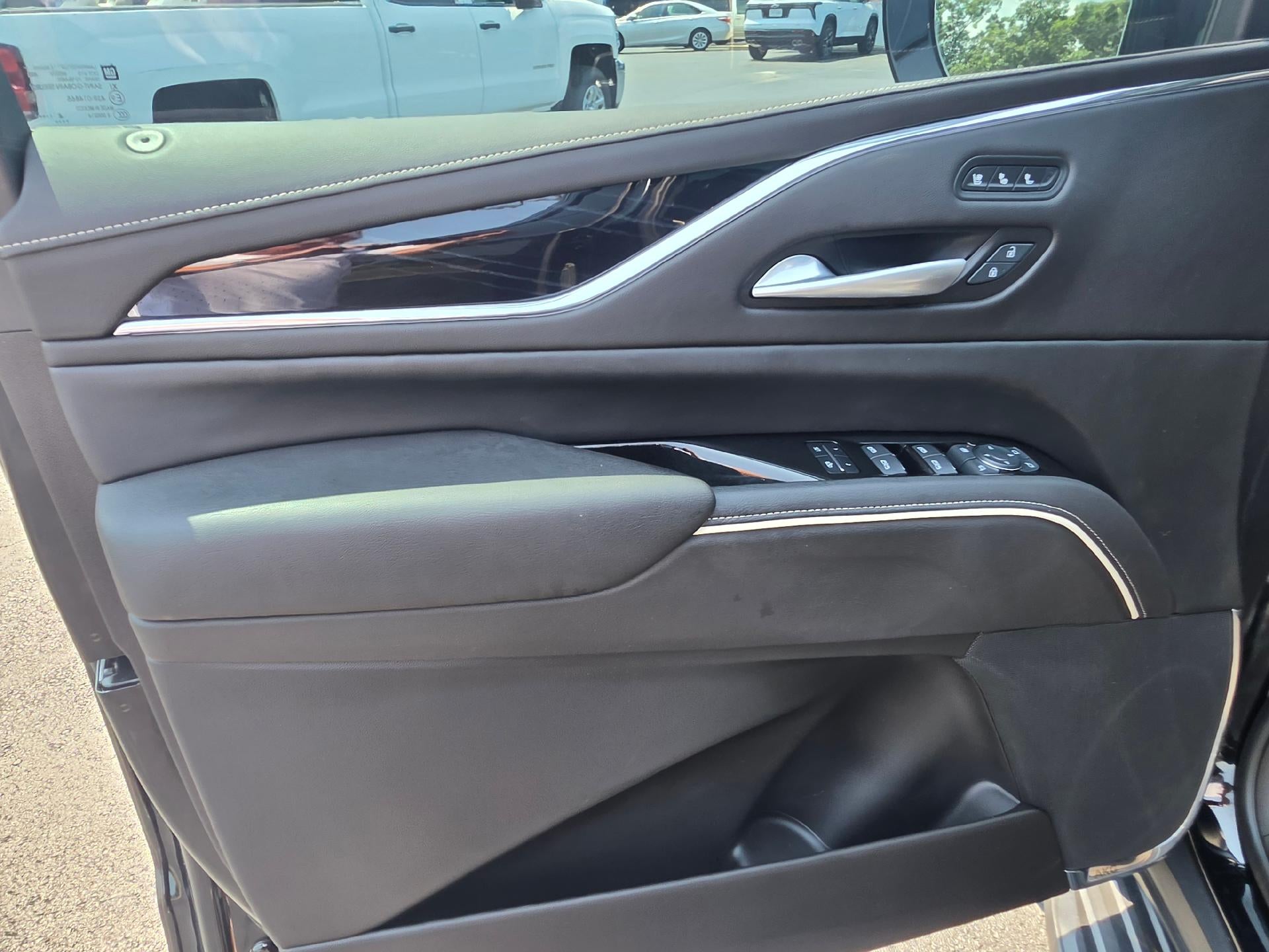 2024 Cadillac Escalade ESV Sport