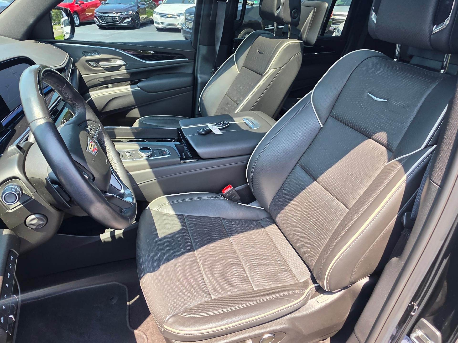 2024 Cadillac Escalade ESV Sport