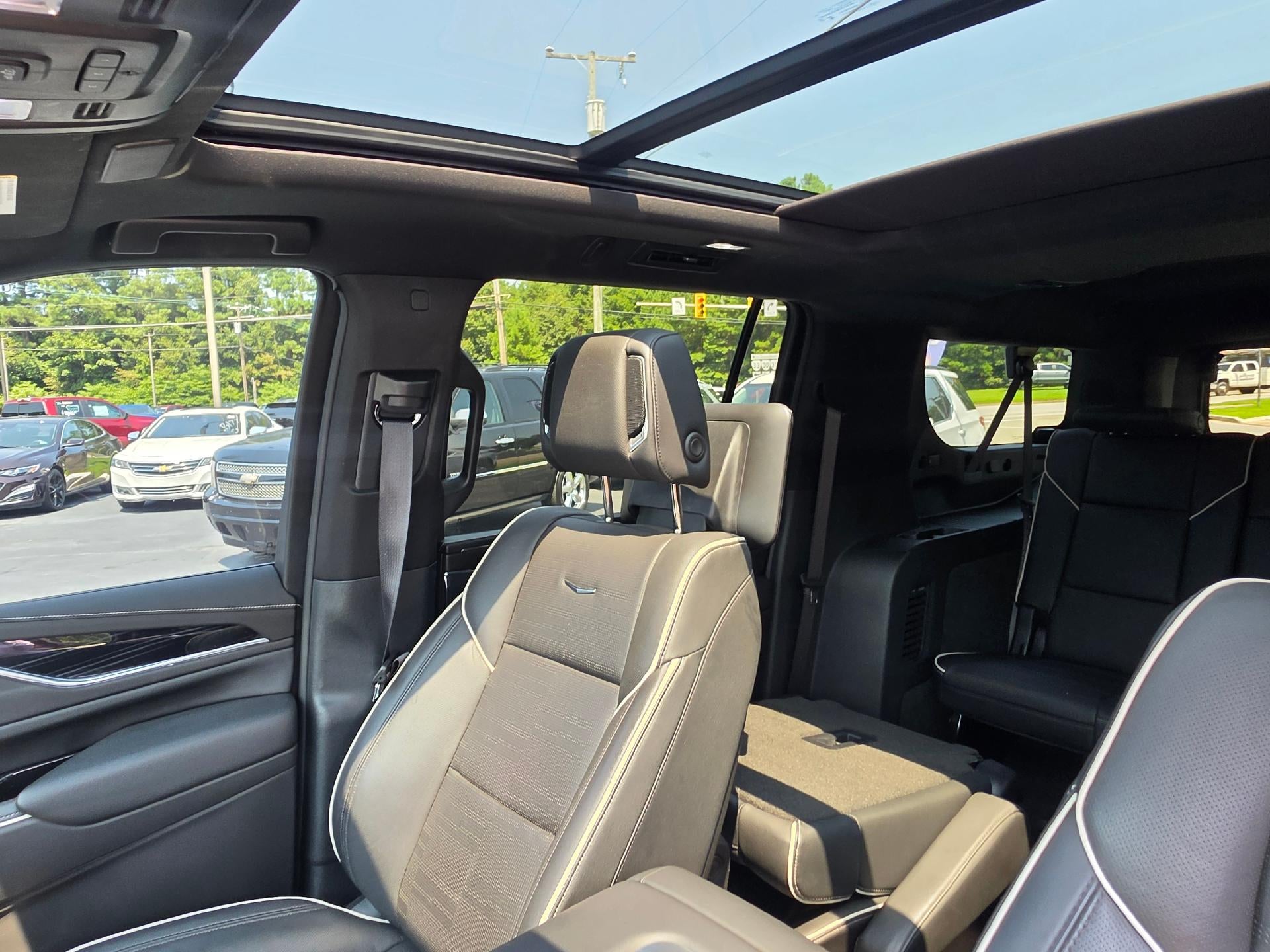 2024 Cadillac Escalade ESV Sport