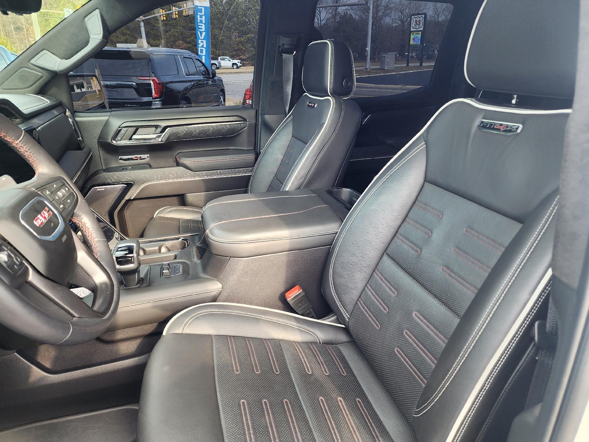 2024 GMC Sierra 1500 AT4X