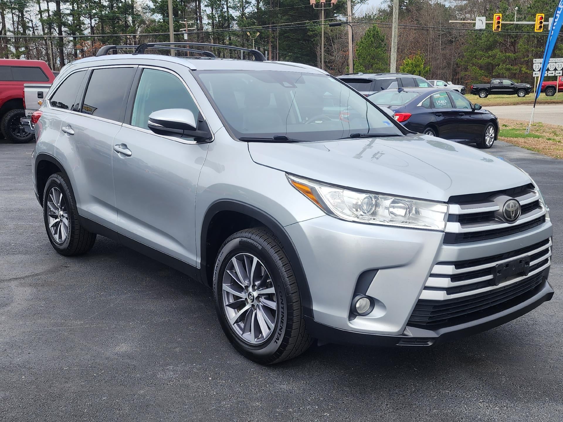 2019 Toyota Highlander SE