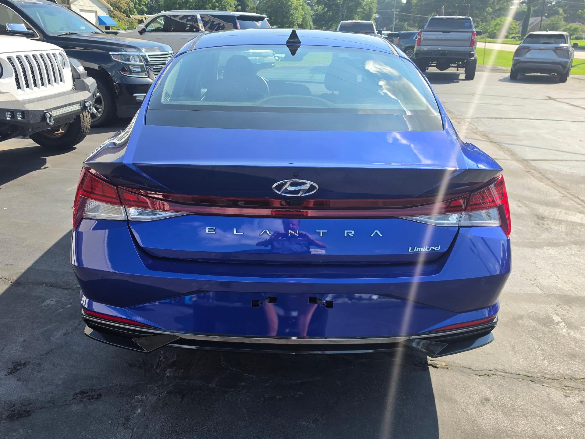 2023 Hyundai Elantra Limited